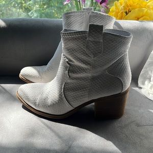 Women’s Booties